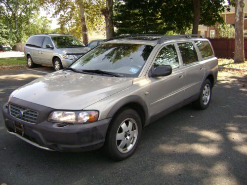 2002 volvo v70 x/c wagon 4-door 2.4l all wheel drive ,needs work!