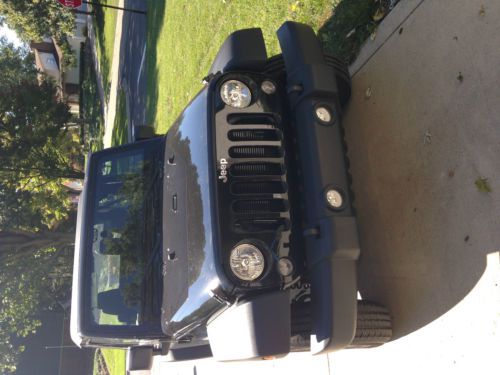 2015 new jeep wrangler sport, black on black, 420 miles