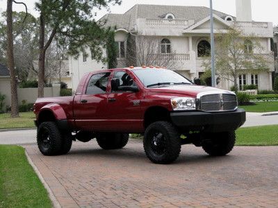 Mega cab dually (sport) lifted! 6 speed 4x4...