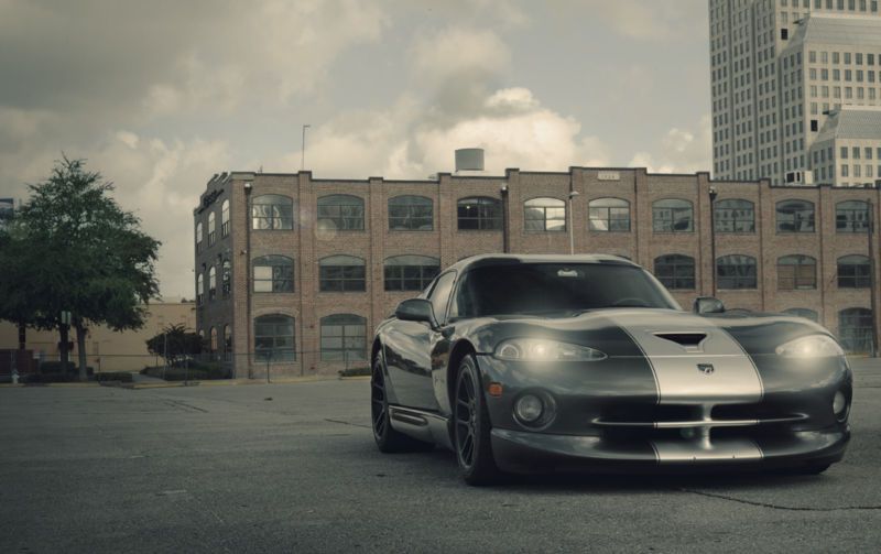 2002 dodge viper gts