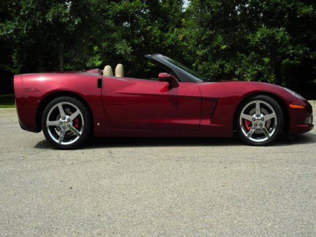 Chevrolet: corvette 3lt convertible