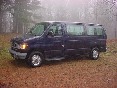 2002 ford econoline 150/e 150/8 passenger van/wagon/v8/at/clean good mileage