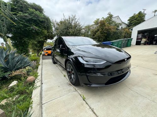 2023 tesla model x plaid