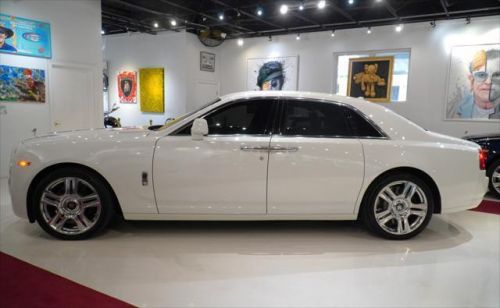 2017 rolls-royce ghost sedan