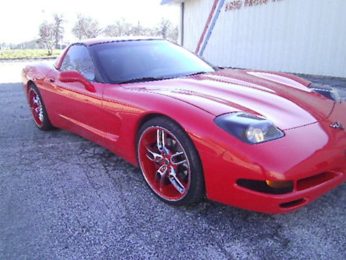 1999 chevrolet corvette base hatchback 2-door 5.7l