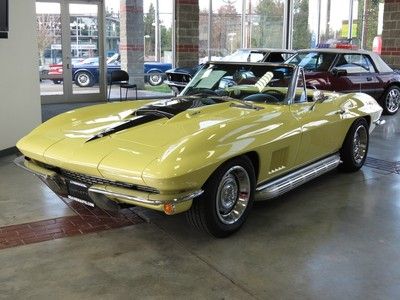 1967 chevrolet corvette 2-top roadster w/427ci ,4-speed,original color ! nice !