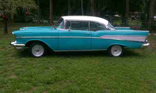1957 CHEVY BELAIR  2 DOOR HARD TOP CHEVROLET, image 12