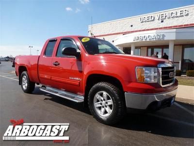 54k miles! 2013 sierra sle2 - new tires,  4x4, remote start, bed liner