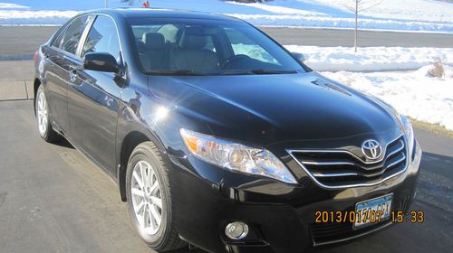 2011 toyota camry xle sedan 4-door 2.5l