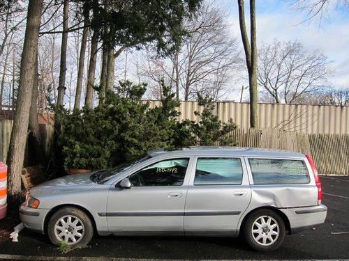 Volvo v70 2003 wagon collision repairable rebuildable salvage clean