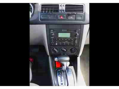 Clean 2005 VW JETTA WAGON Excellent condition, image 12