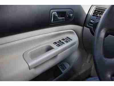 Clean 2005 VW JETTA WAGON Excellent condition, image 13