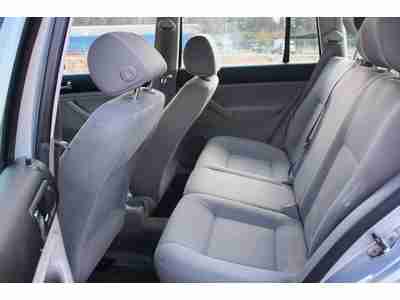Clean 2005 VW JETTA WAGON Excellent condition, image 16