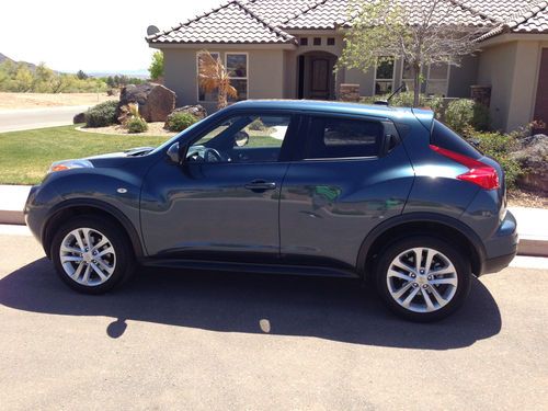 2011 nissan juke sv sport utility 4-door - sat, keyless entry, push start, etc