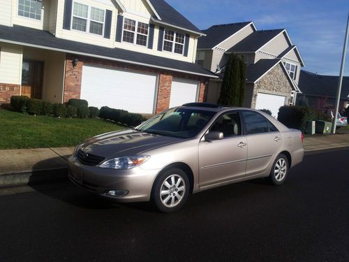 2002 toyota camry xle sedan 4-door 3.0l