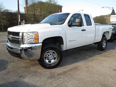 2500 hd duramax 6.6l diesel ext cab 78k miles tow pkg alum wheels  ex govt nice