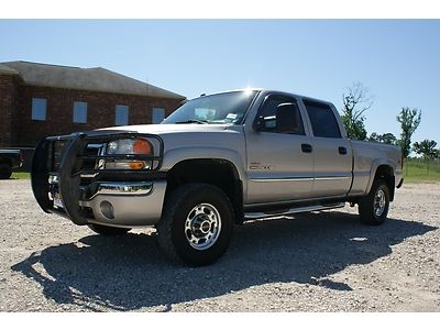 2005 gmc sierra 2500 crewcab 6.6 l diesel 4x4 sle,auto, very clean