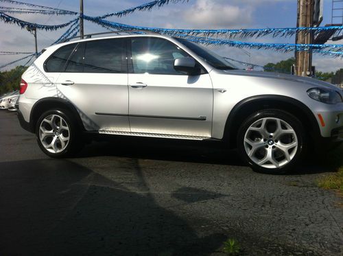 2008 bmw x5 4.8i luxury suv: awd, navig, panoramic roof, cam / a+ / watch video