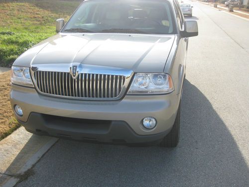 2005 lincoln aviator fully loaded!!