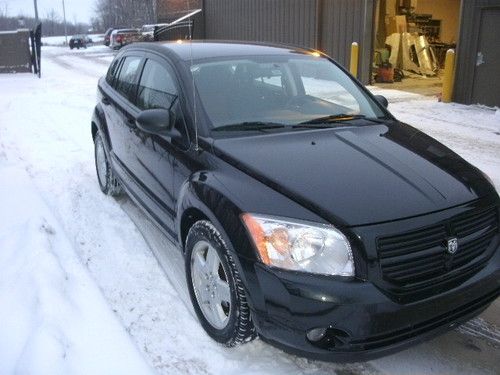 2008 dodge caliber sxt hatchback 4-door 2.0l