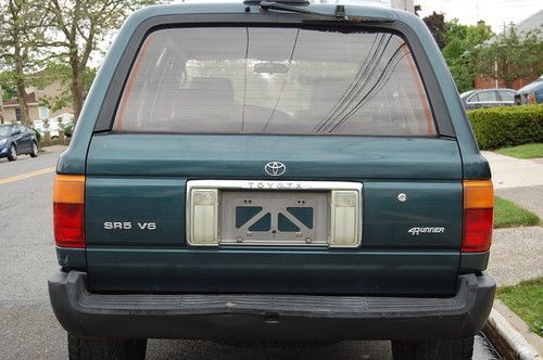 1995  Low MileageToyota 4Runner SR5 3.0 L Custom Wheels, image 4