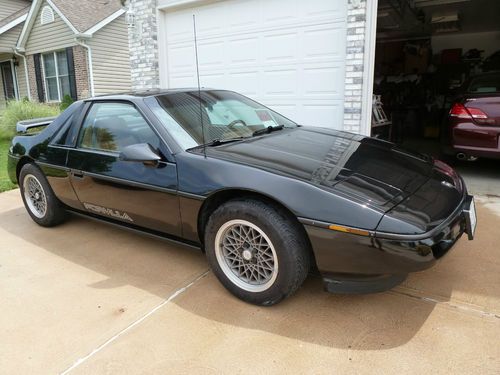 1988 pontiac fiero formula 2 door 2.8l 4-speed automatic