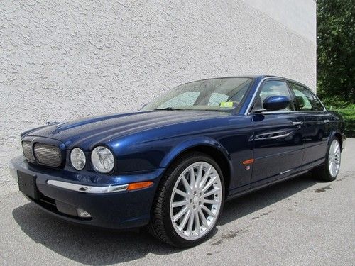 2005 jaguar xjr base sedan 4-door 4.2l