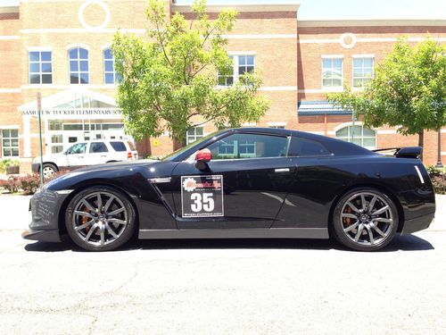 2011 nissan gt-r premium black, lightly modded, 54k miles, new tires, no reserve