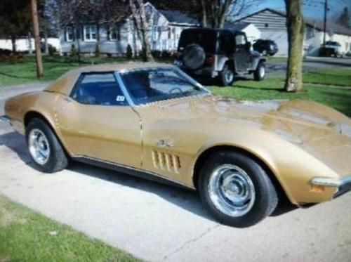 1969 chevrolet corvette stingray - riverside gold - convertible 2-door