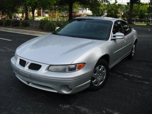 2002 pontiac grand prix se,auto,on star,power,cold a/c,great car,no reserve!!!