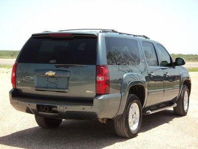 2008 Chevy Suburban Z71 4x4, NAV, BOSE, Sunroof, DVD, Rear Buckets, Leather, image 5