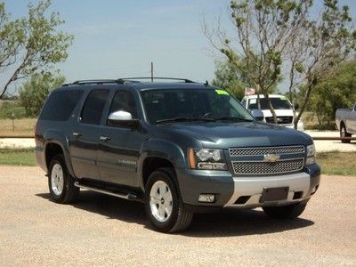 2008 Chevy Suburban Z71 4x4, NAV, BOSE, Sunroof, DVD, Rear Buckets, Leather, image 7