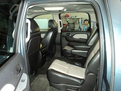 2008 Chevy Suburban Z71 4x4, NAV, BOSE, Sunroof, DVD, Rear Buckets, Leather, image 30