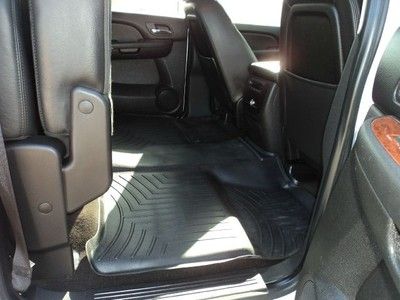 2008 Chevy Suburban Z71 4x4, NAV, BOSE, Sunroof, DVD, Rear Buckets, Leather, image 39