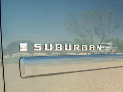 2008 Chevy Suburban Z71 4x4, NAV, BOSE, Sunroof, DVD, Rear Buckets, Leather, image 42