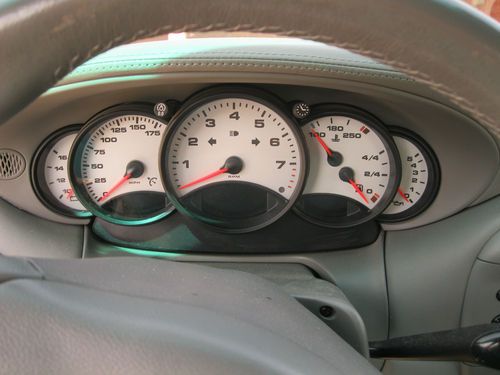 2000 PORSCHE Carrera 911 - Near Mint Condition - 61,252 Actual Miles, image 4