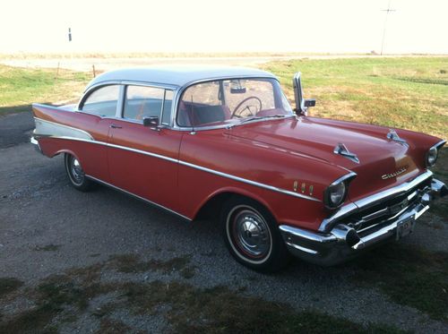 1957 Chevrolet Bel Air Base Hardtop 2-Door 3.8L, image 2