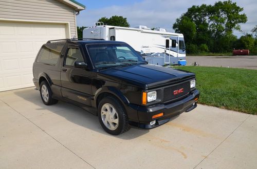 1993 gmc typhoon base sport utility 2-door 4.3l