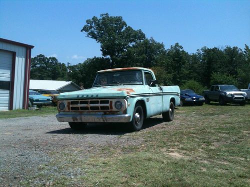 Dodge 1969 d100 sweptside short bed