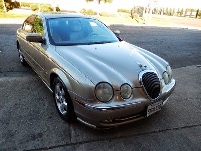 2000 jaguar s type 3.0 litre lovely well looked after car  start price $2999 !!!