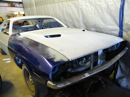 1971 dodge challenger base hardtop 2-door 5.2l