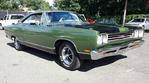 1969 plymouth gtx classic muscle car with 440 six pack  !!!!!!!!!!!!!!!!!!!