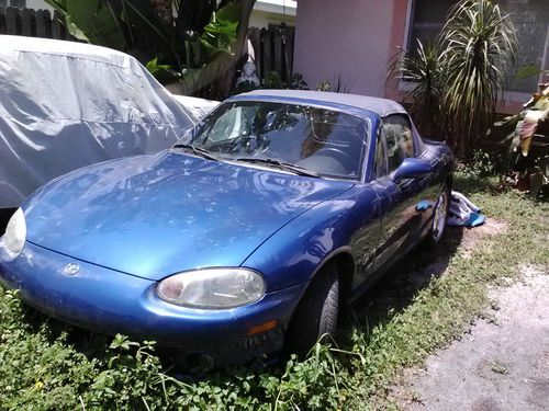 1999 mazda miata 10th anniversary convertible 2-door 1.8l blue