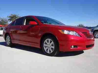 XLE V6 3.5L Child Protection Rear Door Locks Driver-Side Knee Airbag, image 12