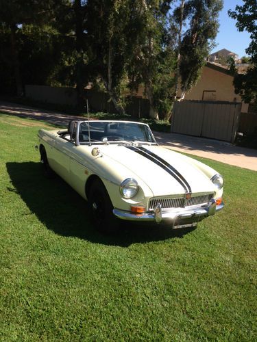 1969 mgb with soft and hard tops