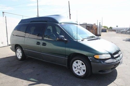 1995 dodge grand caravan le 3.3l  automatic 6 cylinder no reserve