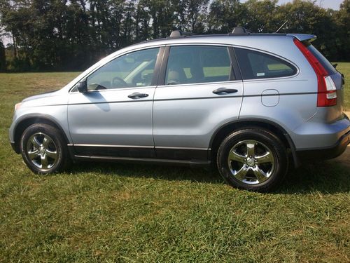 Honda crv 2009, excellent condition, xm radio, bluetooth, premium wheels,