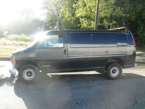 2003 dodge ram 1500 cargo van