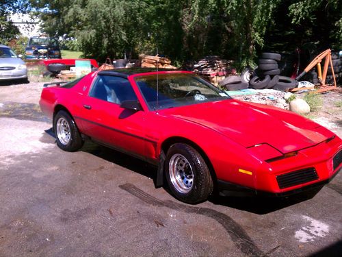 Custom car under 17,000 original miles. corvette drivetrain!