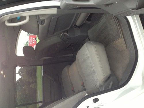 2005 Nissan Armada SE Off-Road Sport Utility 4-Door 5.6L, US $15,000.00, image 3